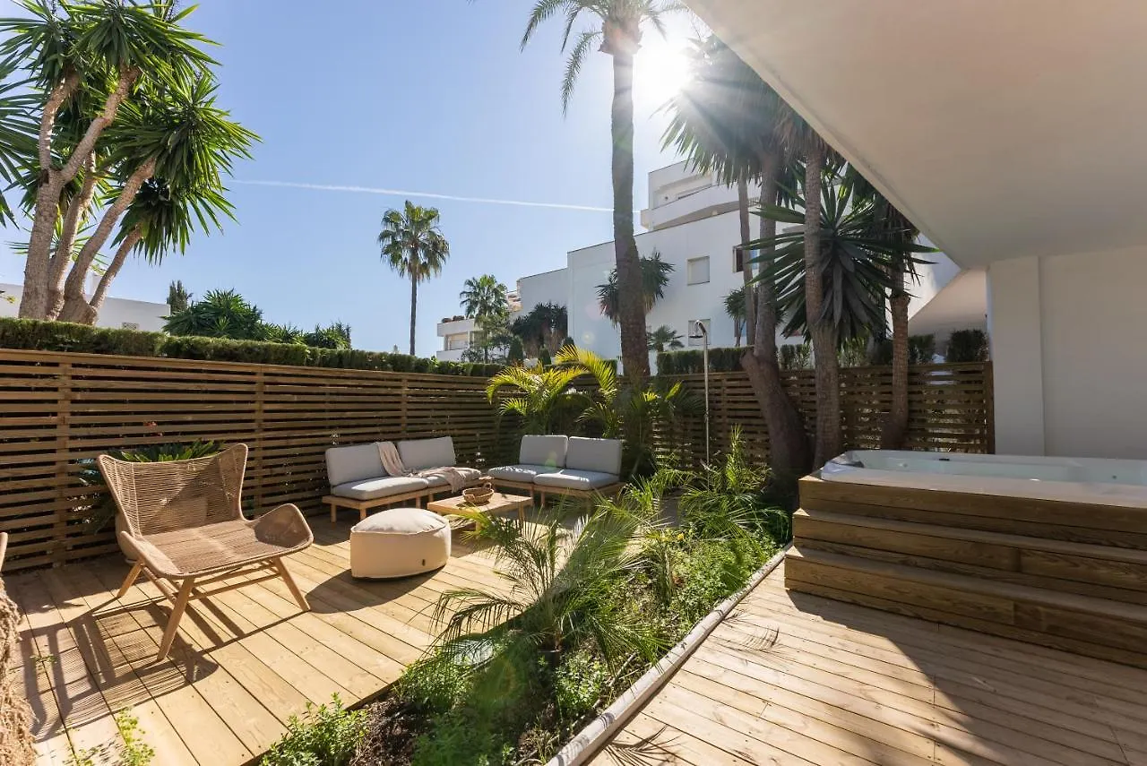 Jardines 38 Beautiful Luxury Family Apartment Marbella