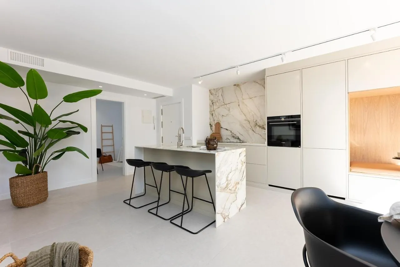 Jardines 38 Beautiful Luxury Family Apartment Marbella Spain