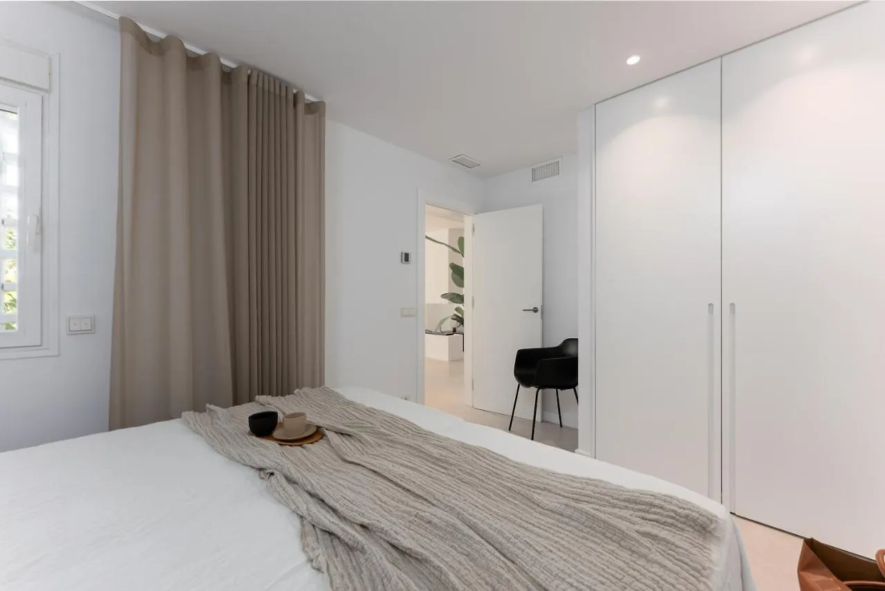 Jardines 38 Beautiful Luxury Family Apartment Marbella Spain