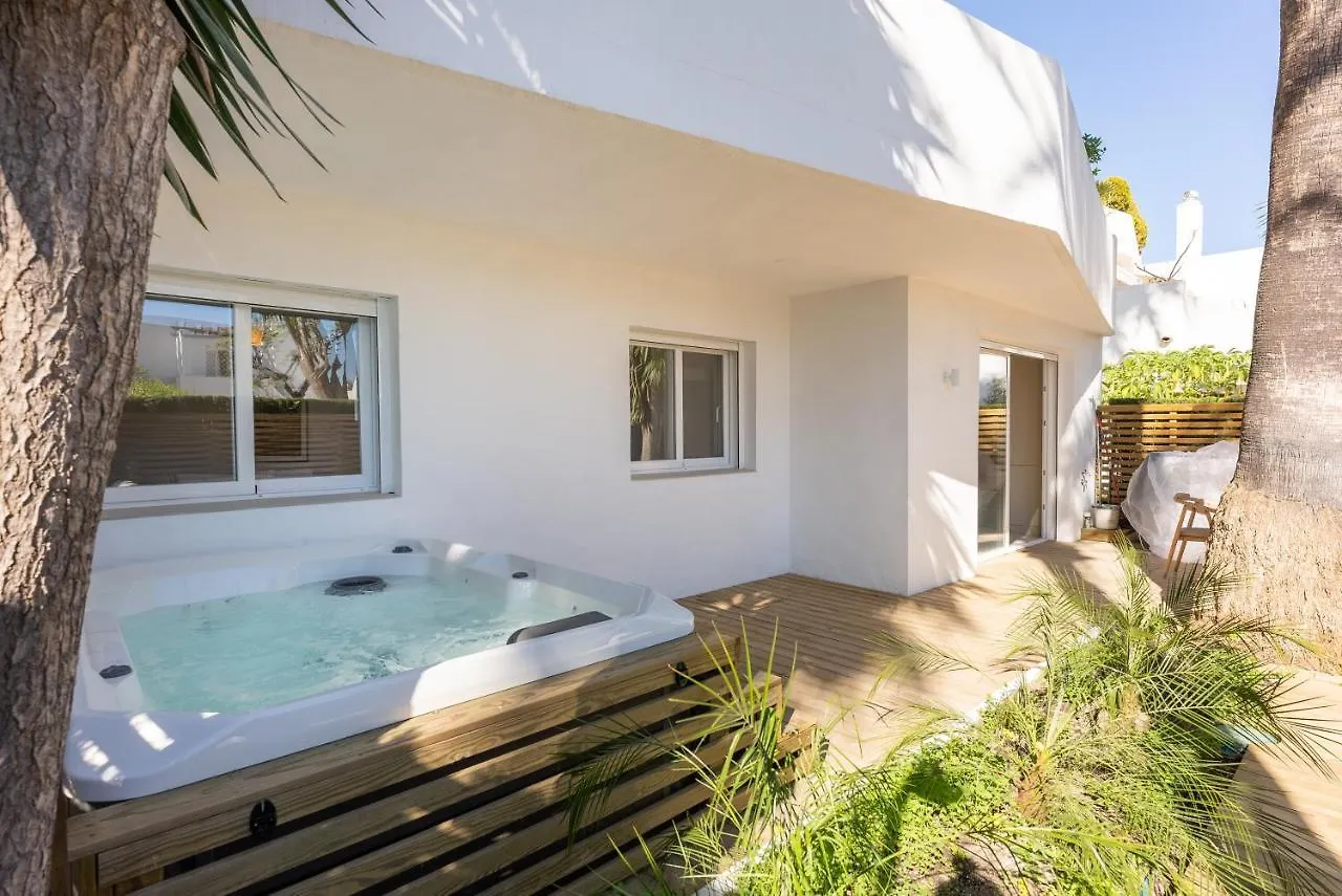 Jardines 38 Beautiful Luxury Family Apartment Marbella