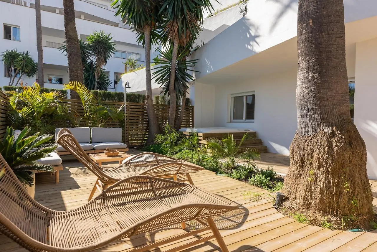 Jardines 38 Beautiful Luxury Family Apartment Marbella