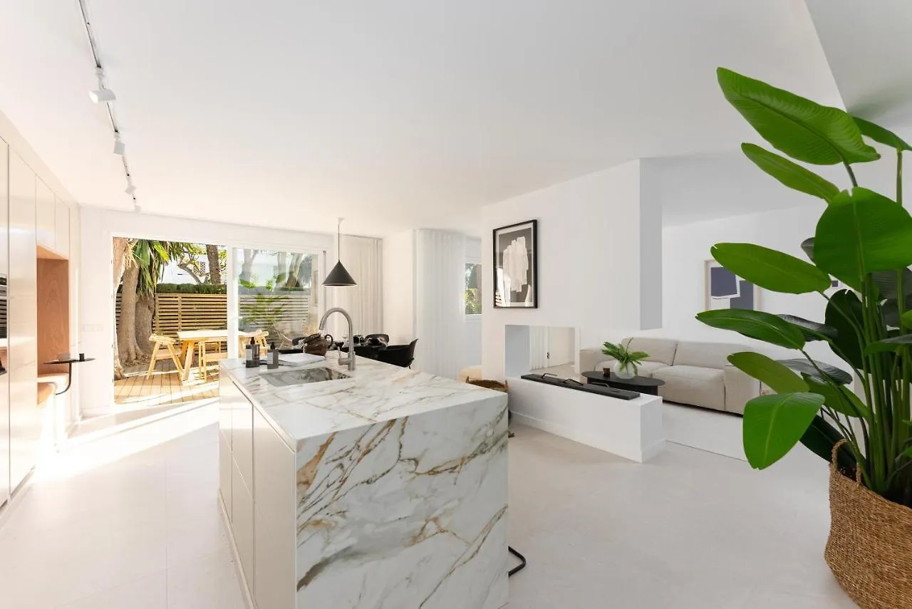 Jardines 38 Beautiful Luxury Family Apartment Marbella